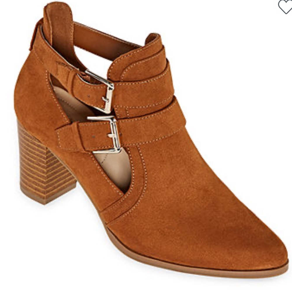 🤎Liz Claiborne Block Heel Botties🤎